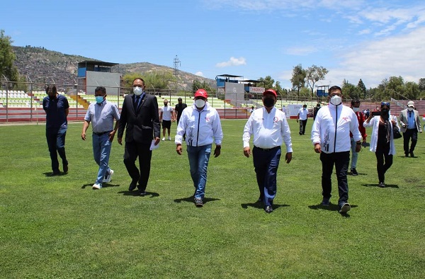 Presidente del Instituto Peruano del Deporte evalúa espacios deportivos de los Juegos Bolivarianos
