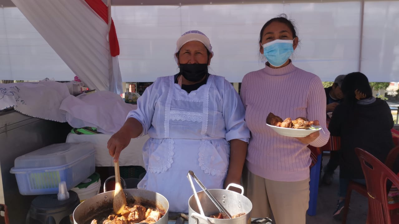 Inauguran corredor de cocina tradicional