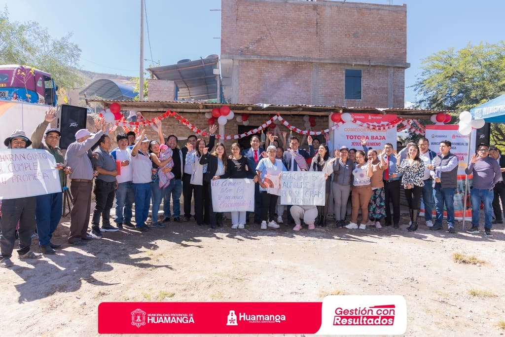 ALCALDE DE HUAMANGA INAUGURA NUEVO COMEDOR POPULAR “TOTORA BAJA” EN JESÚS NAZARENO