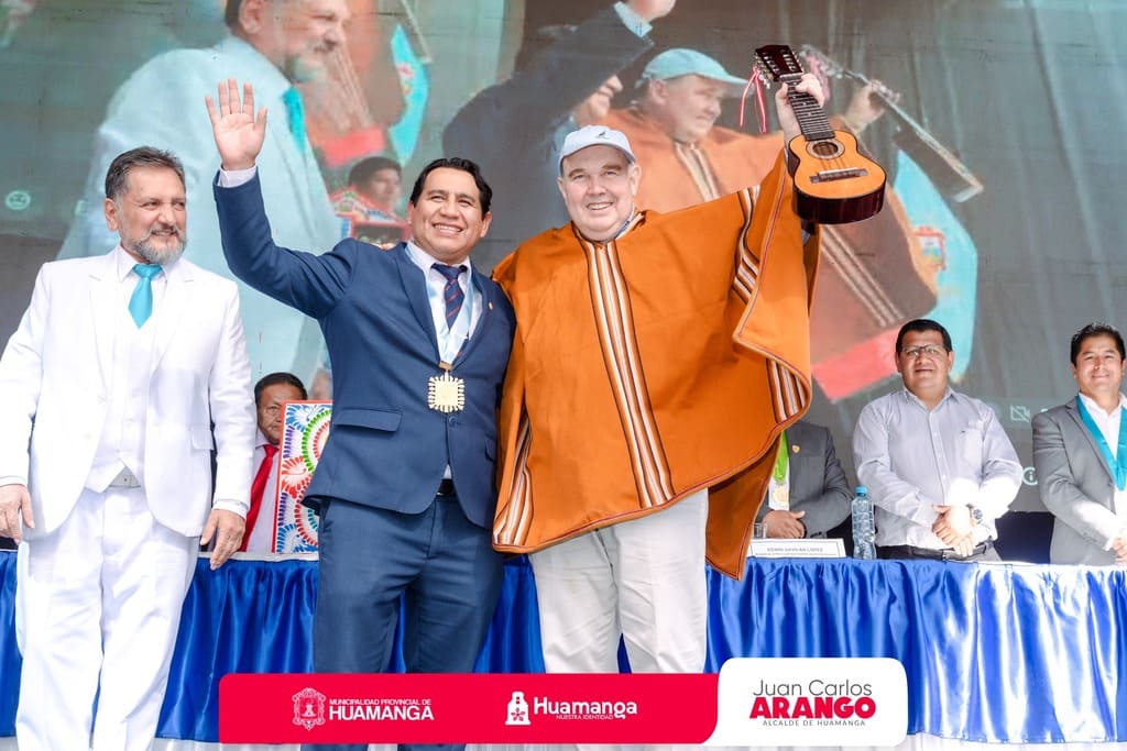 HUAMANGA Y LIMA UNEN ESFUERZOS POR UNA SALUD DIGNA PARA TODOS